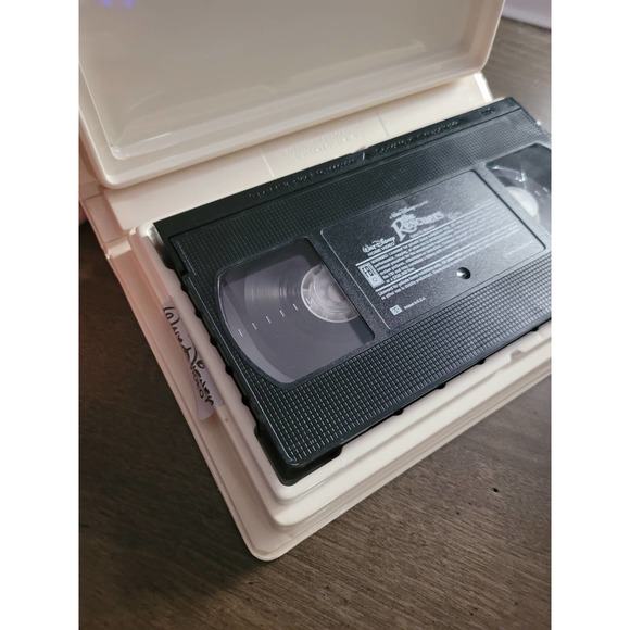 The Rescuers VHS Black Diamond, Vintage Disney Classic, Collectible Tape - Picture 2 of 3